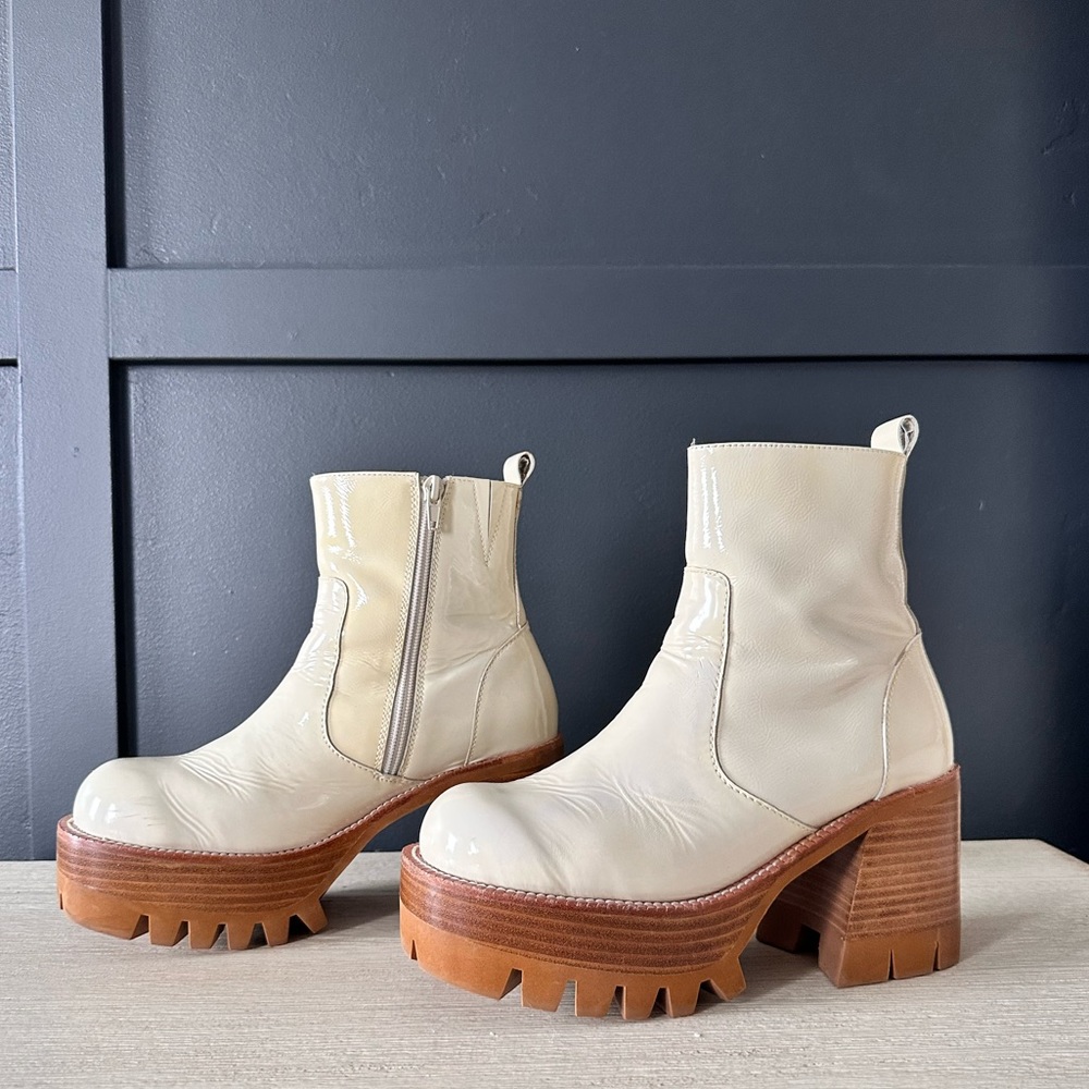 JEFFREY CAMPBELL QUAVO-2 Ice Crinkle Patent 7.5